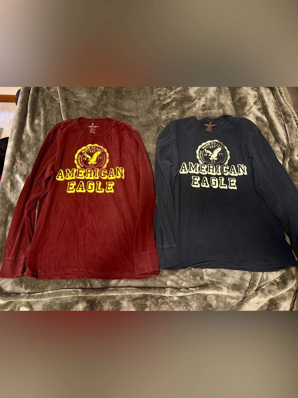 Men’s American Eagle Outfitters Long Sleeve Logo Tee Shirt Lot XL